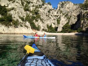 Kayaks de mer � la Presqu'�le de Giens        10 H