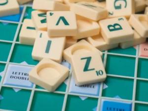 Jouons au Scrabble ensemble
