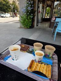 Un Caf�  Estival...