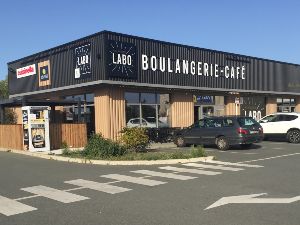 Petit caf� convivial