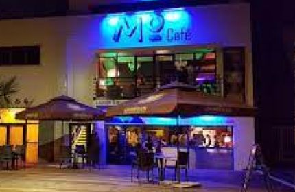 Un verre au Mo Caf ?