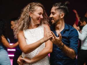 Cours de danse bachata dbutant gratuit 🎵🥰