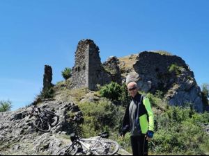 Chteau Ruine de Pierre Gourde