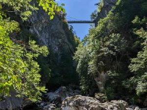 Chaos du Chran et gorges vertigineuses 