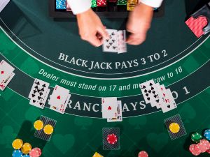 Apprendre  jouer au blackjack ensemble, chez-moi 