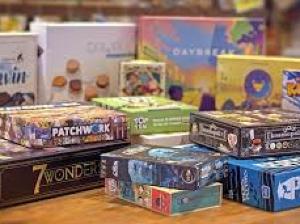 Jeux de soci�t�, papotages et grignotage