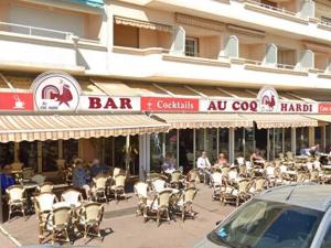 Boire un verre sur Fr�jus