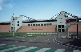 Équipements à Nimes - Le Stade des Costières